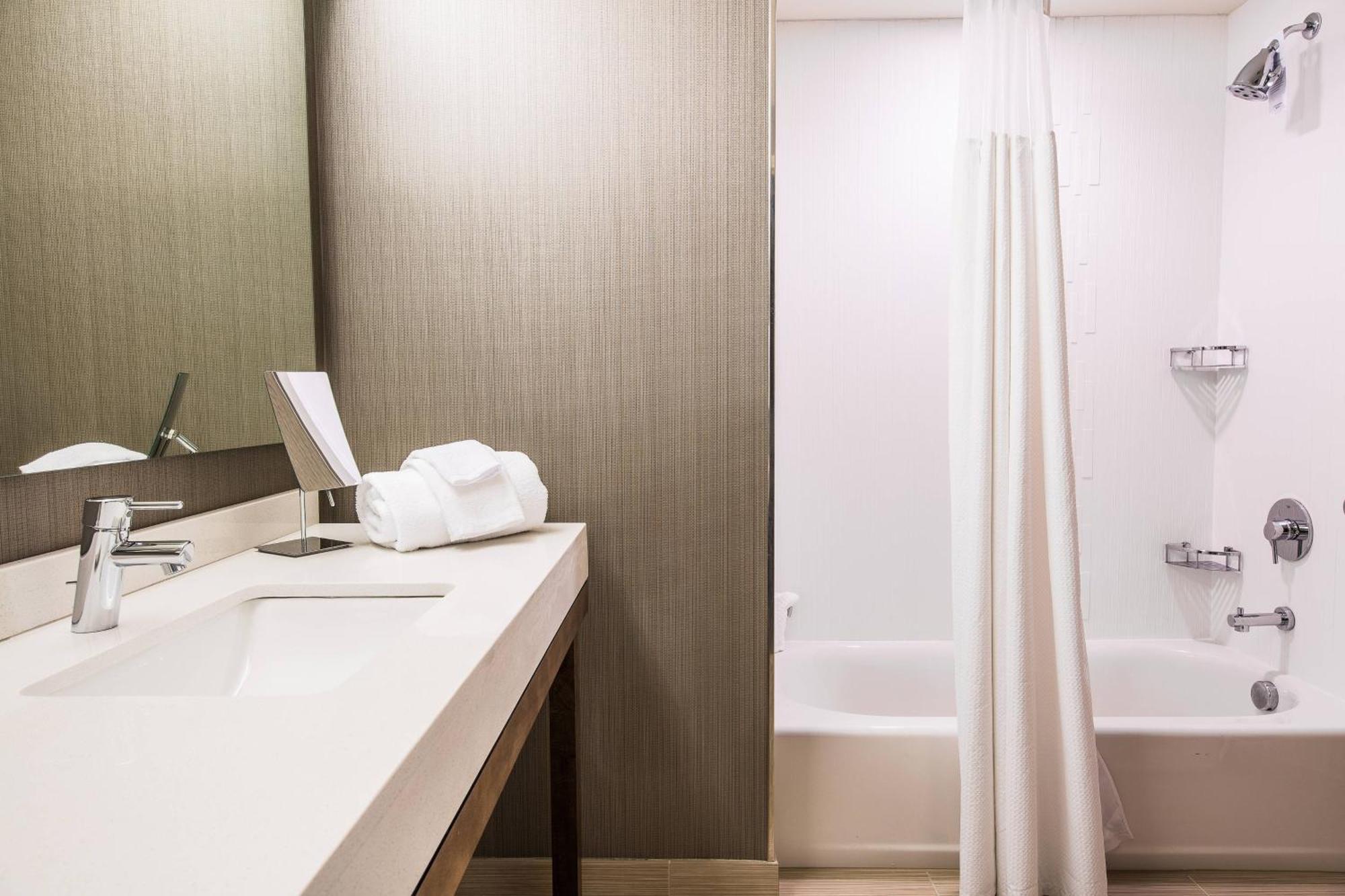 Courtyard By Marriott Columbia Cayce Otel Dış mekan fotoğraf