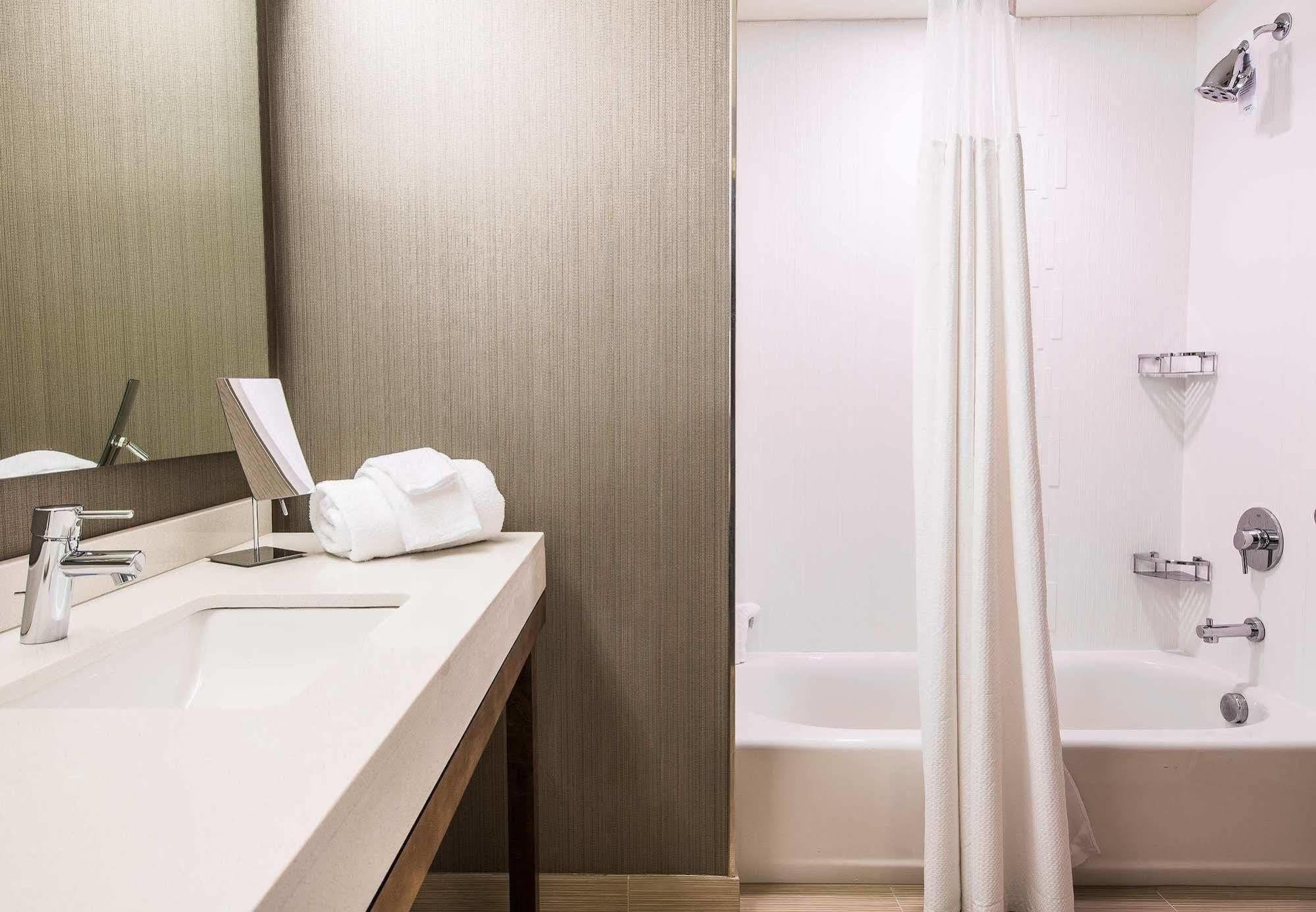 Courtyard By Marriott Columbia Cayce Otel Dış mekan fotoğraf
